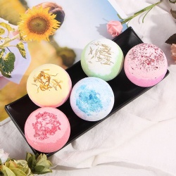 Natural Bath Bombs with dry flowers