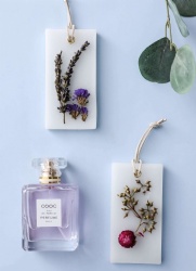 hanging scented wax